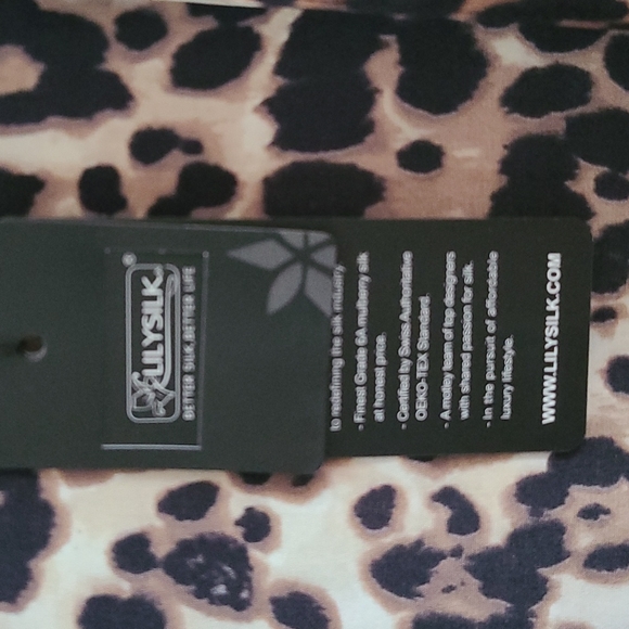 Lilysilk pajama top, 100% silk - Picture 4 of 6